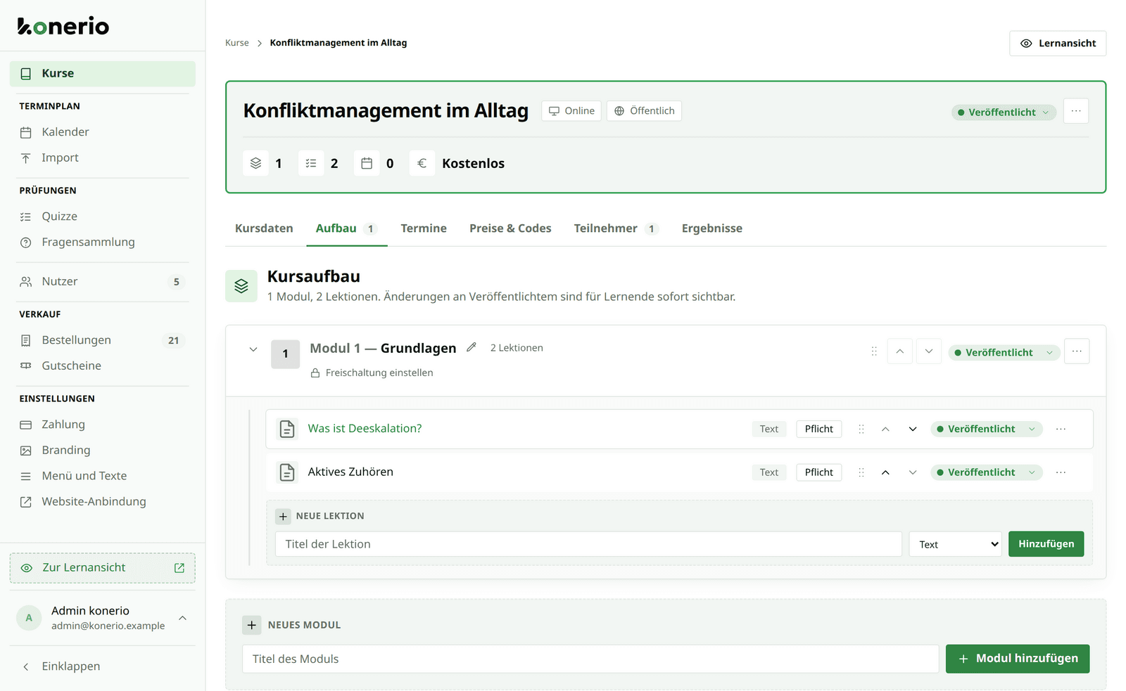 Der Kursaufbau in konerio: ein Kurs mit Modul und zwei Lektionen, jede mit Art und Status.